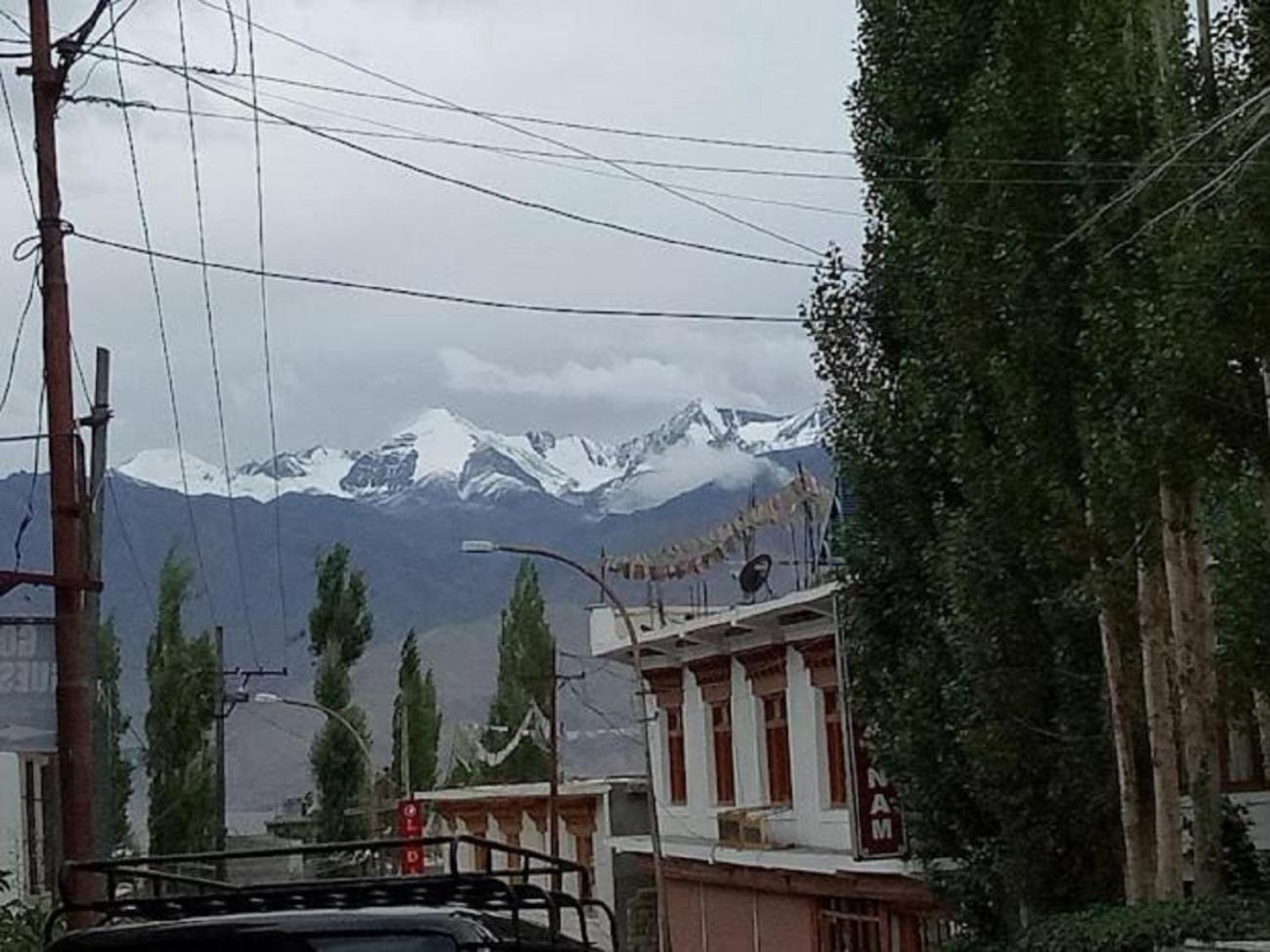 Hotel Sky Desert - Leh Ladakh Ut 外观 照片